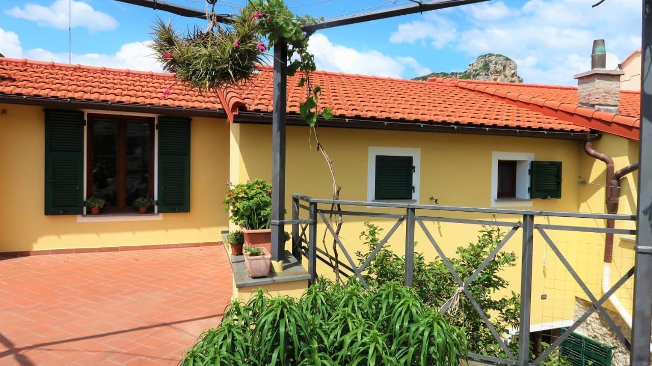 B&B Dalu Finale Ligure Εξωτερικό φωτογραφία